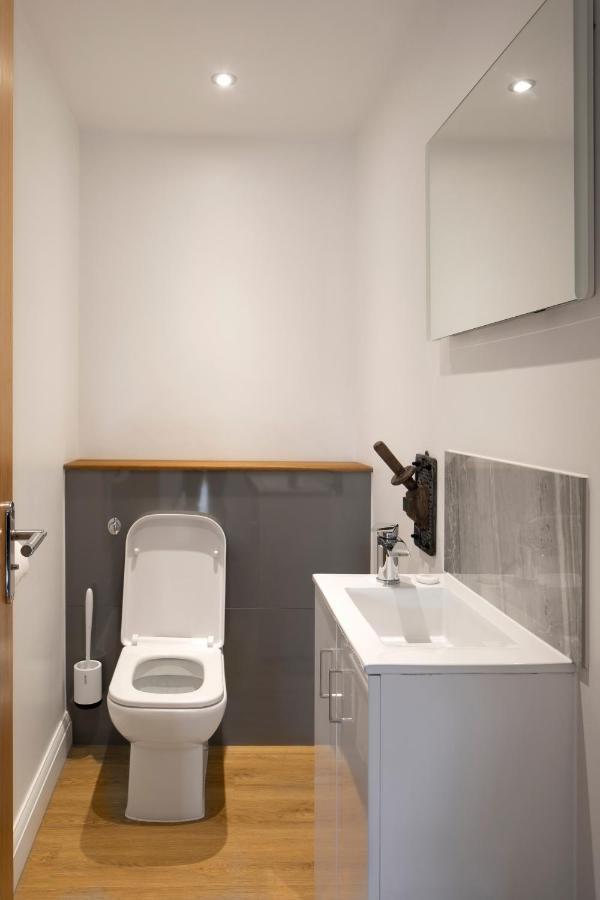 No 1 Wood Street Apartment Swindon Ngoại thất bức ảnh